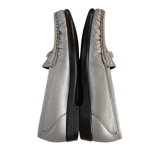 NEW SAS Metro Wonen's Tripad Comfort Leather Metallic Silver Penny Loafers 6.5 - Picture 7 of 11